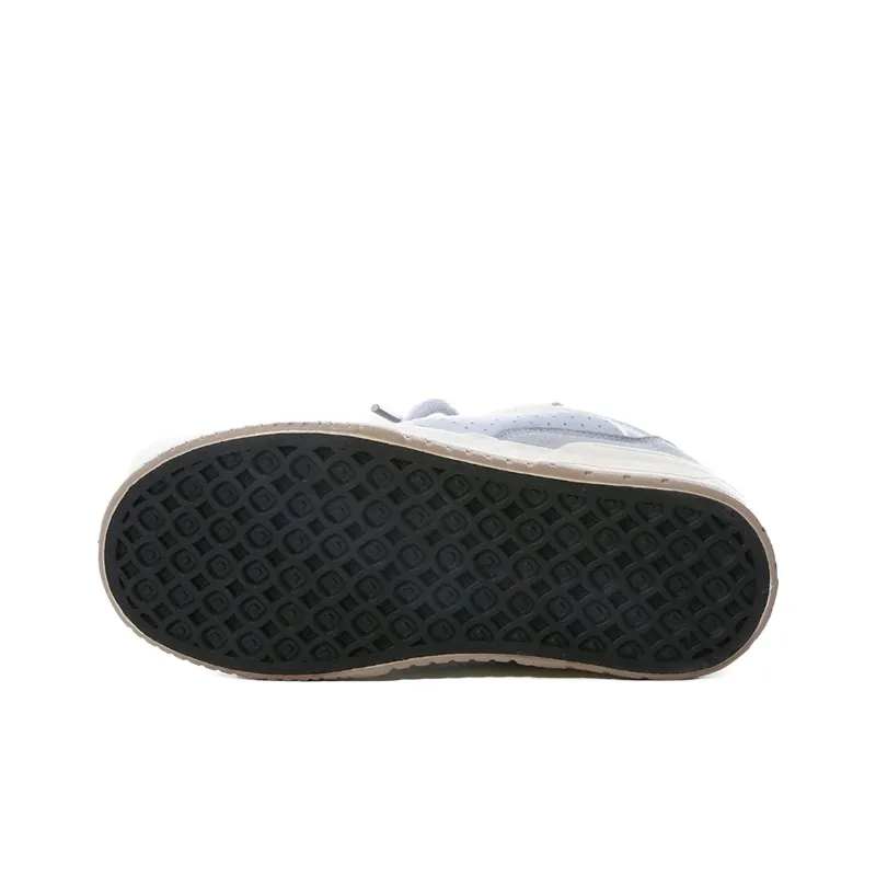 The New Age Family Low Top Skateboard Shoes Women's Light Blue-4