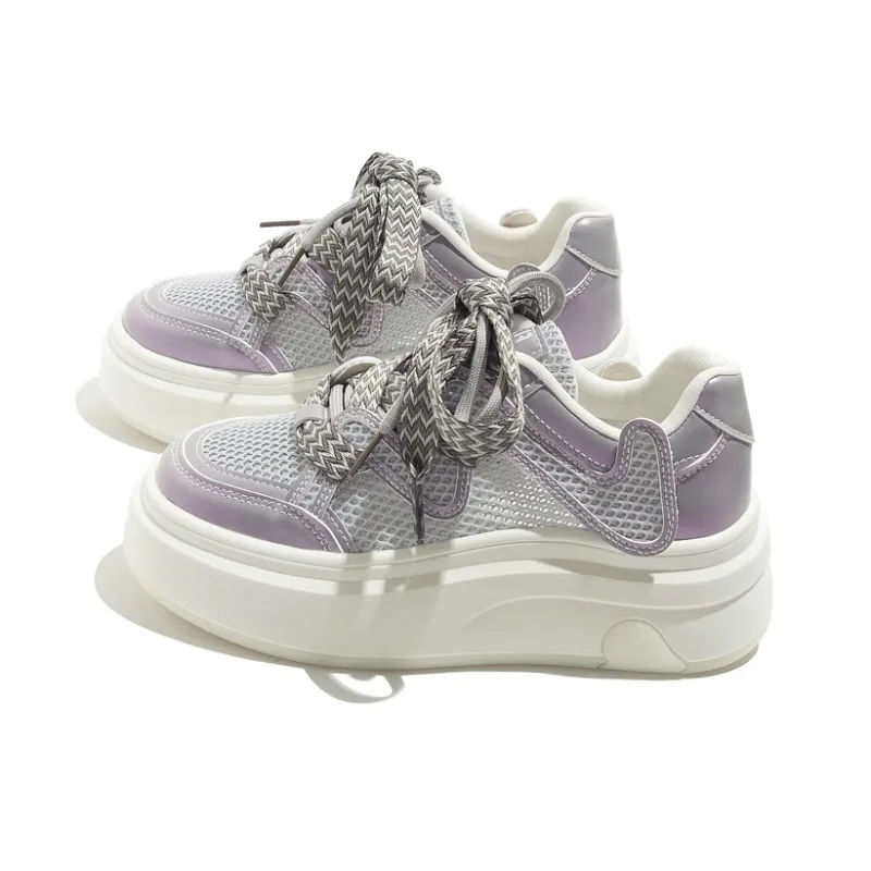 MEAKKEA Coverage, Balance, And Breathability Low Top Skateboard Shoes Women's-6