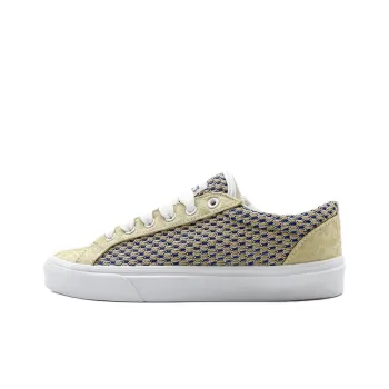 I'm Shopping Slip Resistant, Lightweight, And Breathable Low Top Skateboard Shoes Unisex Yellow