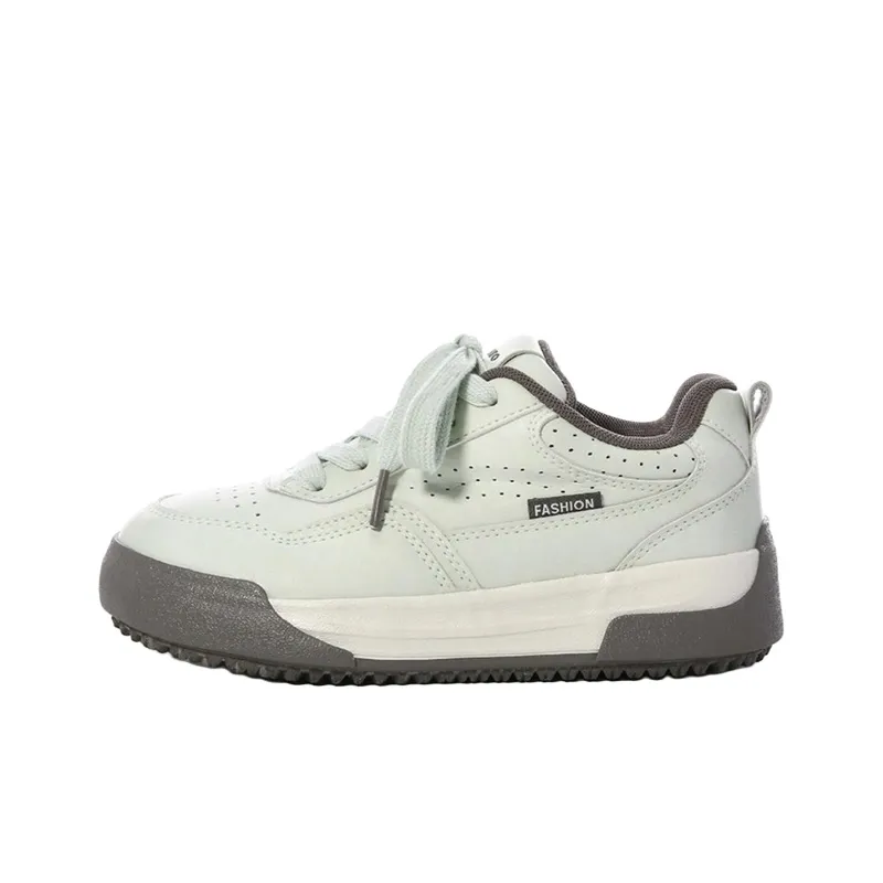 The New Age Family Low Top Skateboard Shoes Women's Green-0