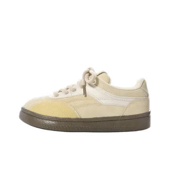 The New Age Family Low Top Skateboard Shoes Women's Light Yellow