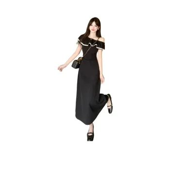 The Temptation Of The Muse Short Sleeved Dress Women's