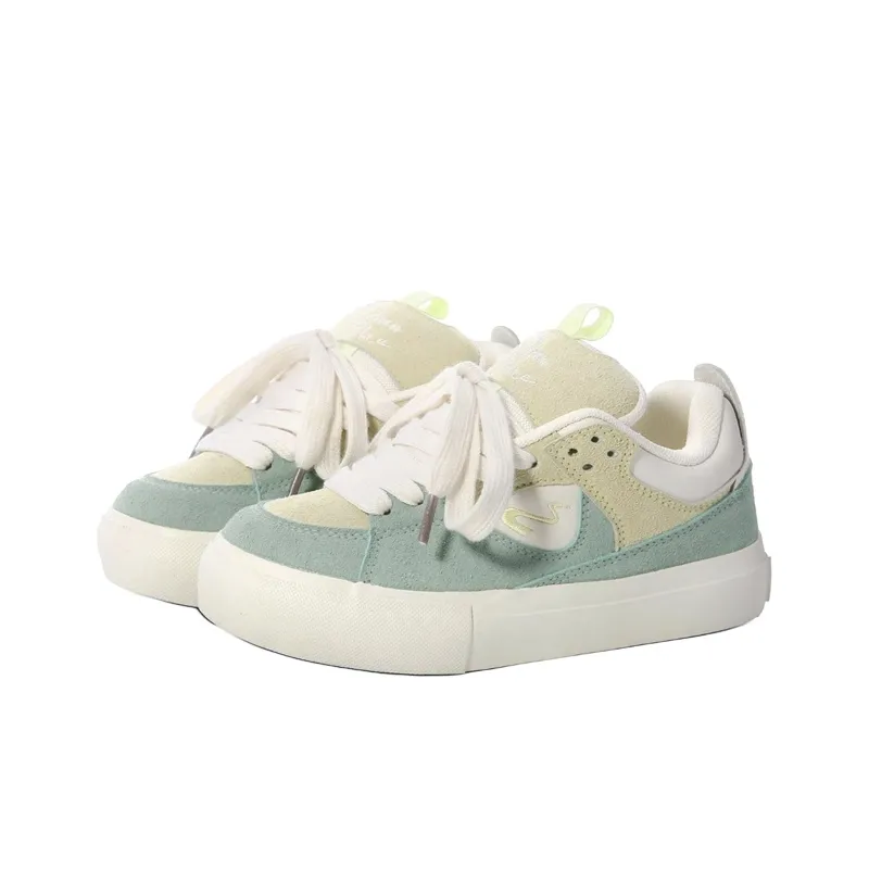 The New Age Family Low Top Skateboard Shoes Women's Yellow Cream-1