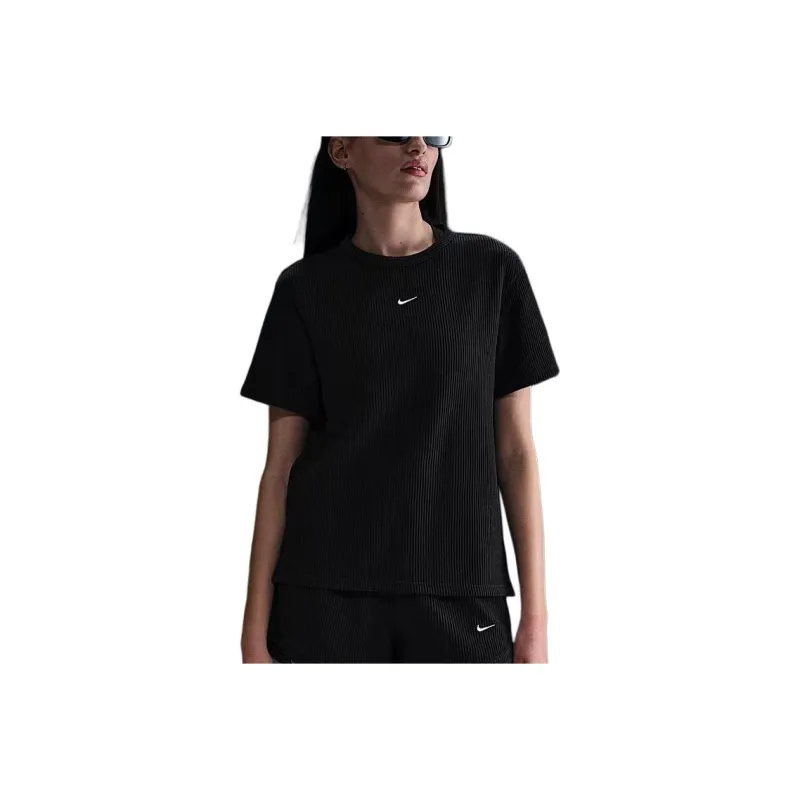 Nike Clothing T Shirts Women's Black-0
