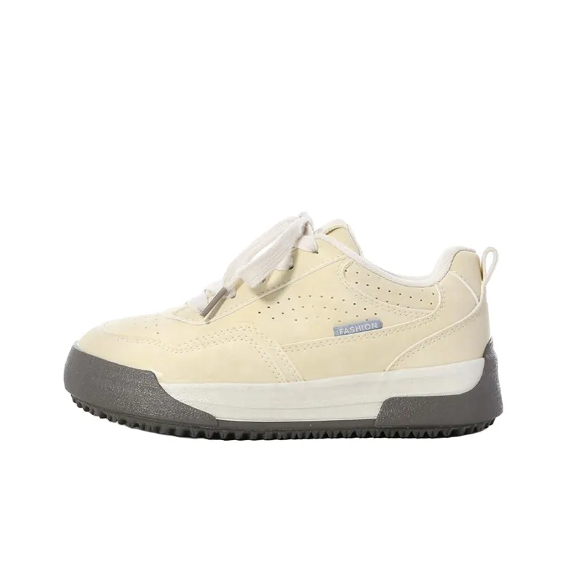 The New Age Family Low Top Skateboard Shoes Women's Yellow-0
