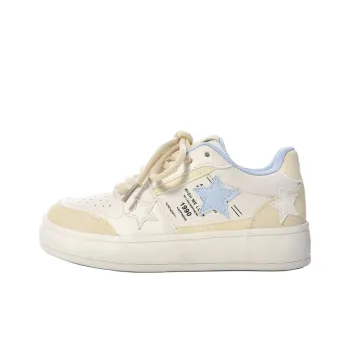 The New Age Family Low Top Skateboard Shoes Women's Light Yellow