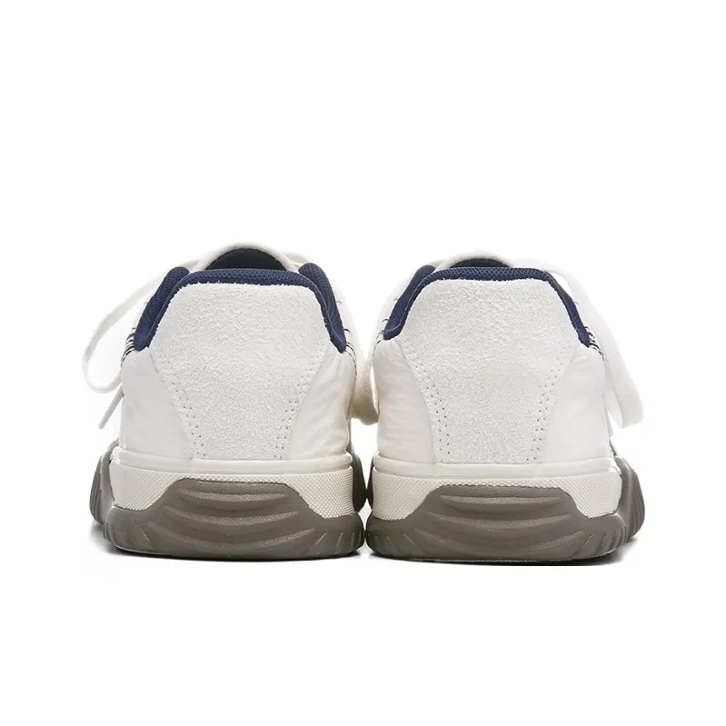 The New Age Family Abrasion Resistant Slip Resistant Low Top Skateboard Shoes Women's Beige Blue-3