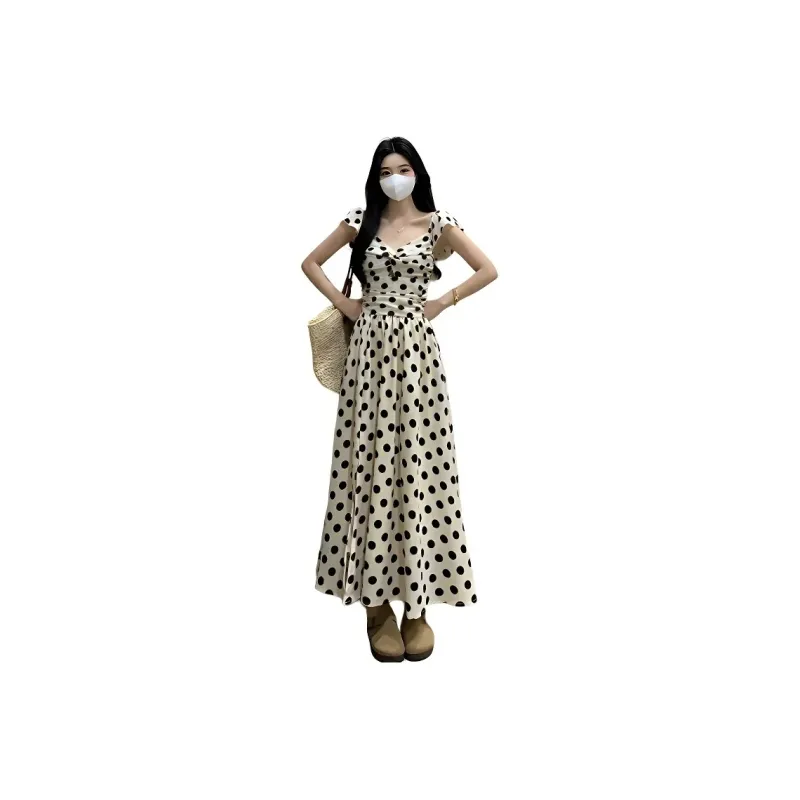 The Temptation Of The Muse Short Sleeved Dress Women's-0