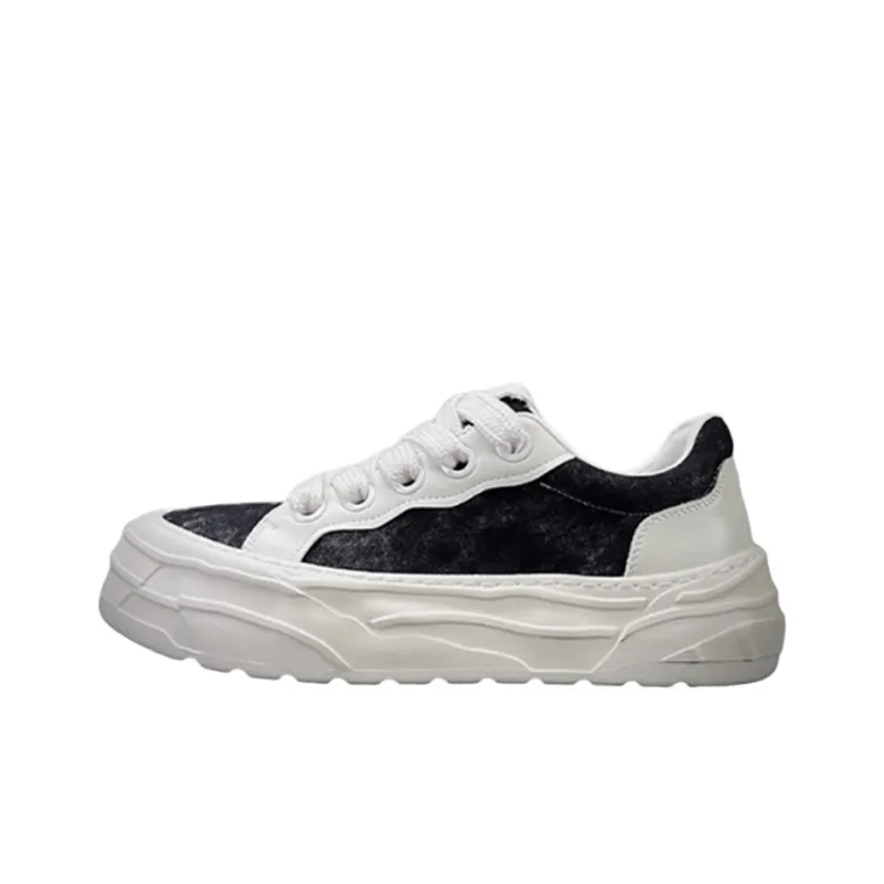 Ruomini Lightweight And Breathable Low Top Skateboard Shoes Men's-0