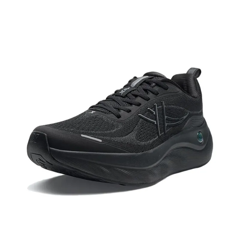 XTEP Breathable And Slip Resistant Low Top Casual Running Shoes Men's Black-1