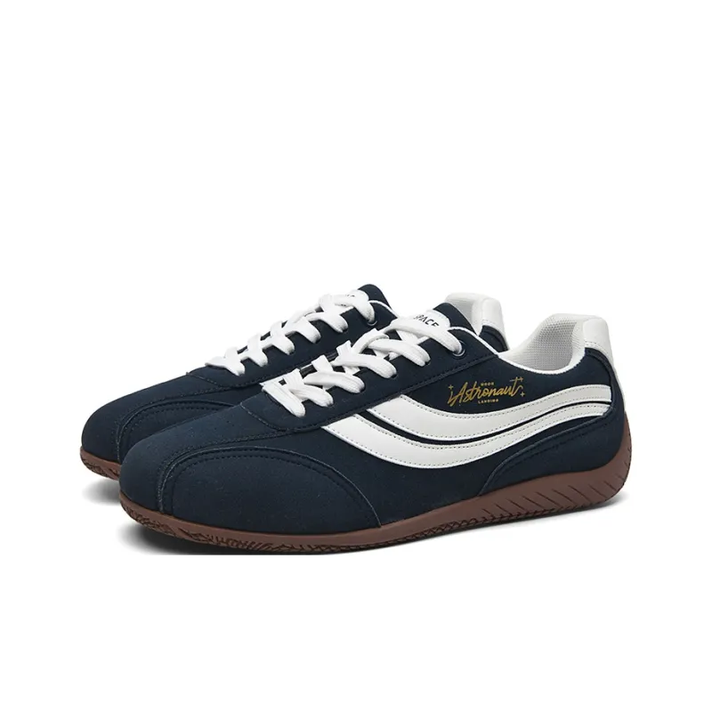 China Aerospace Low Top Casual Shoes Men's-8