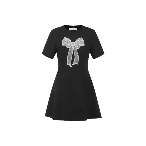 Three Quarters Short Sleeved Dress Women's Black