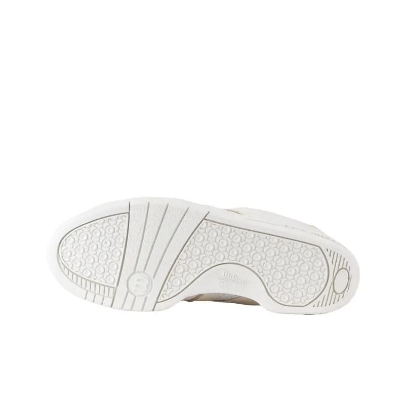 Wilson PRO STAFF Low Top Tennis Shoes Men's White Beige-4