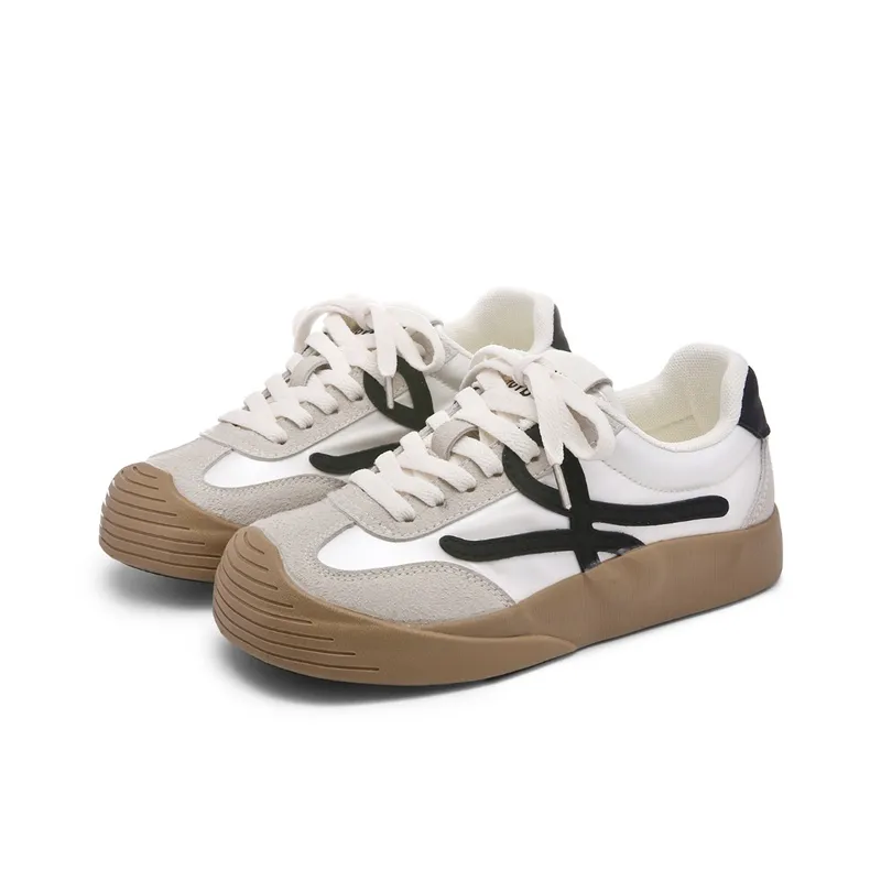 The New Age Family Low Top Skateboard Shoes Women's Gray-1