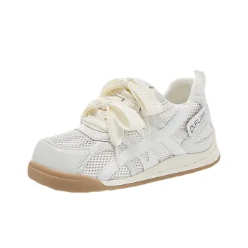 D FUSE SCANDINAVIA Low Top Casual Shoes Women's