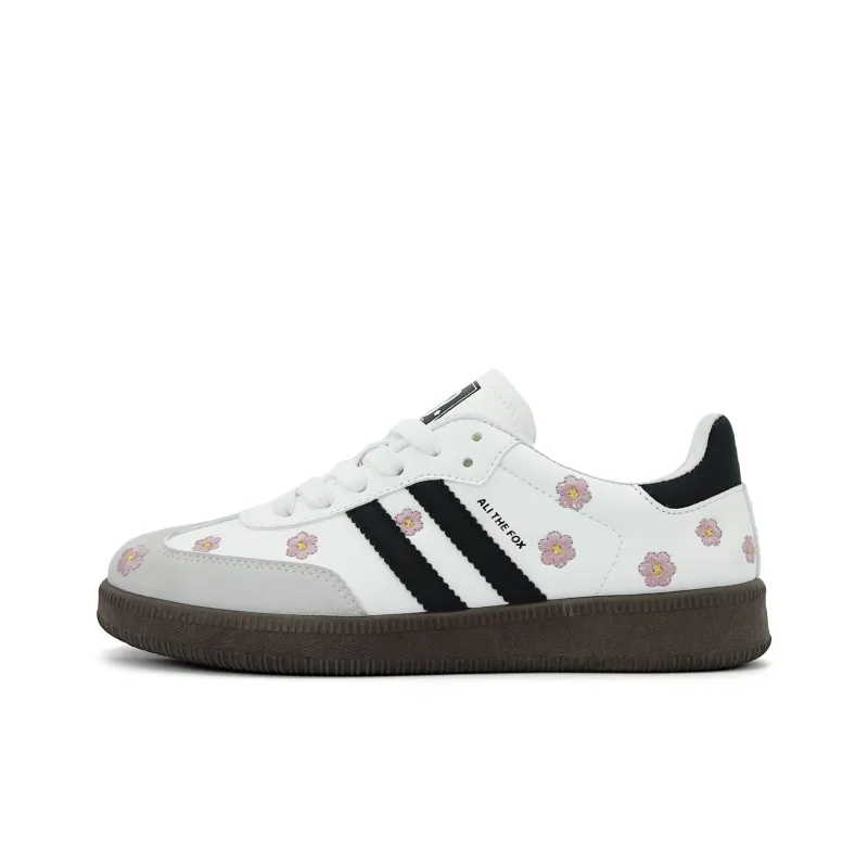 ALI THE FOX Low Top Skateboard Shoes Women's White-1