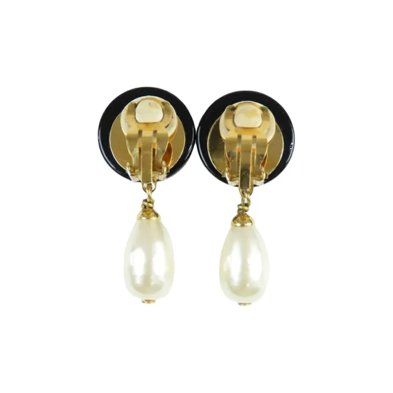 CHANEL 1996 Logo Faux pearl Clip on Earrings-1