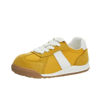 D FUSE SCANDINAVIA Low Top Casual Shoes Women's