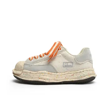 FANZAO Abrasion Resistant, Lightweight, And Breathable Low Top Skateboard Shoes Unisex Apricot