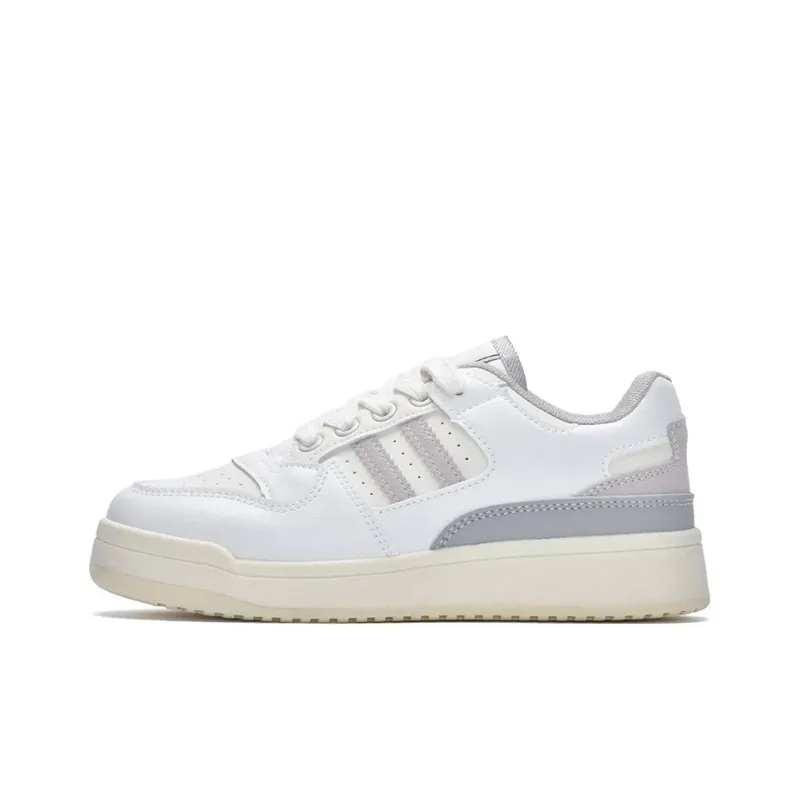 PIYOPIYO Low Top Skateboard Shoes Women's White Gray-4