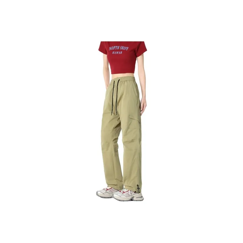 The New Age Family Cargo Pants Women's-8
