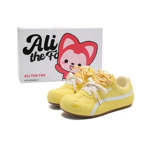ALI THE FOX Slip Resistant, Abrasion Resistant, Lightweight, Breathable Low Top Skateboard Shoes Women's