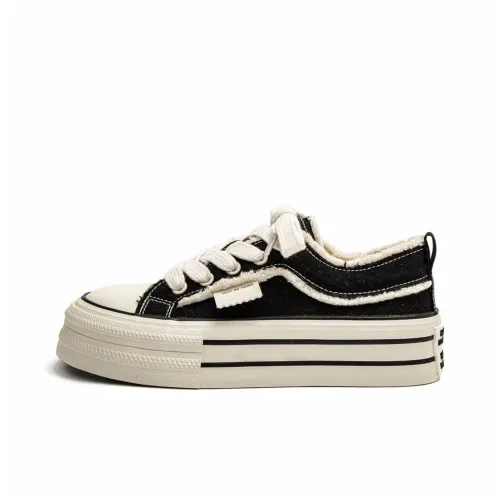 POEM KOEL Abrasion Resistant Breathable Slip Resistant Low Top Skateboard Shoes Women's