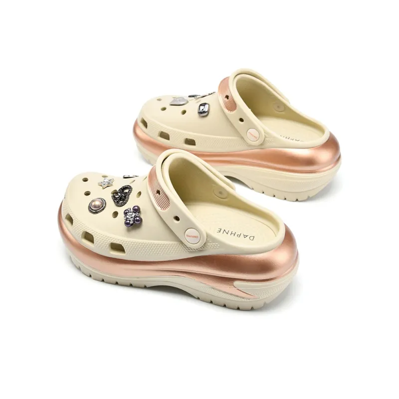DAPHNE Clogs Women's Khaki Gold-4