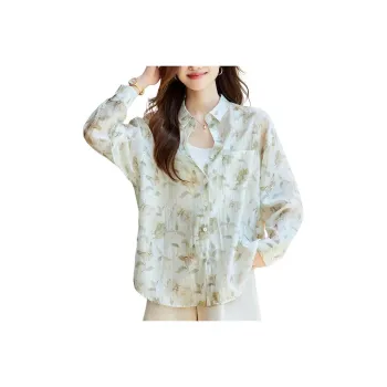 X MOOM Shirts Women's Light Green Butterfly