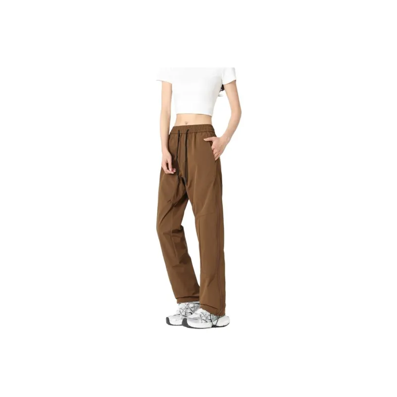 The New Age Family Cargo Pants Women's-14