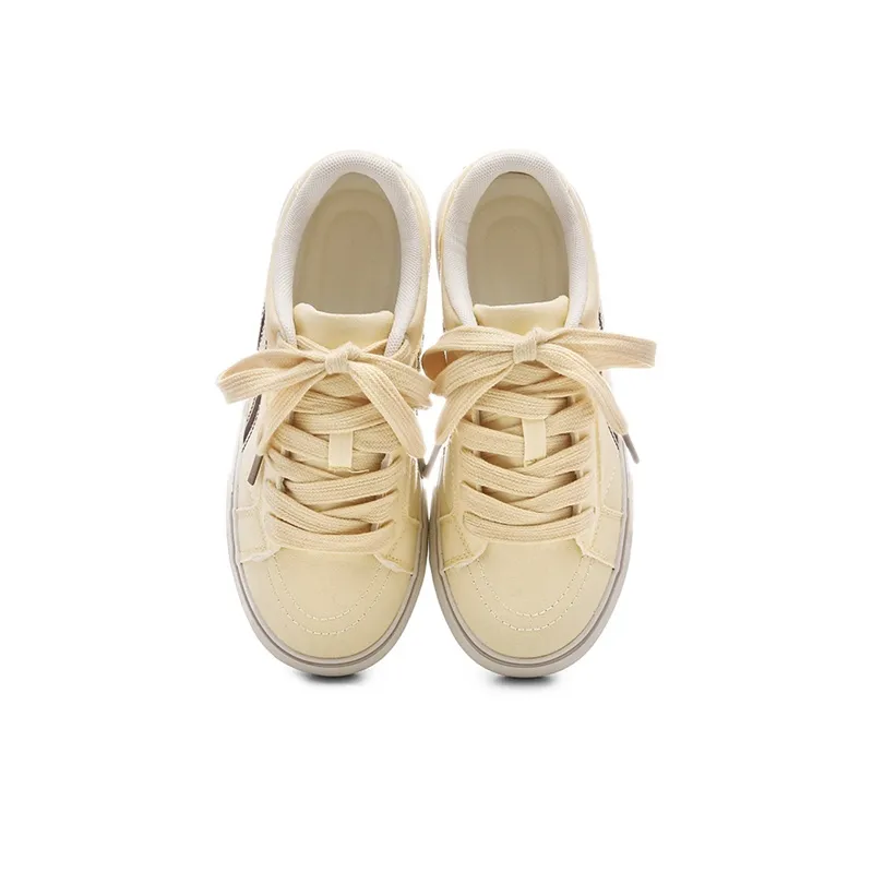 The New Age Family Low Top Skateboard Shoes Women's Yellow-3