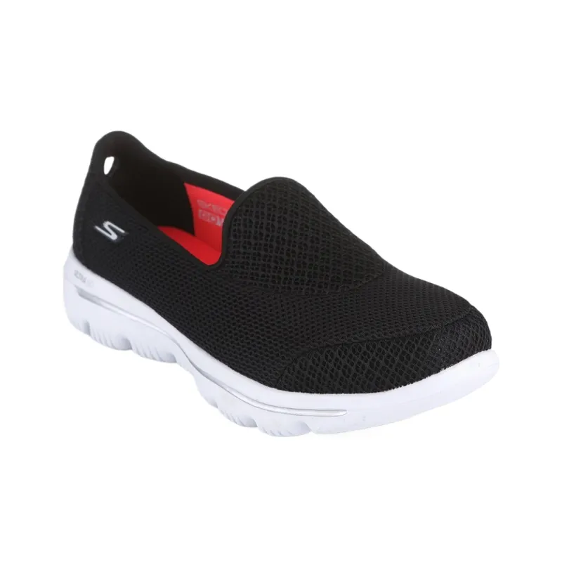 Skechers Go Walk Evolution Ultra Low Top Casual Shoes Women's Black-1