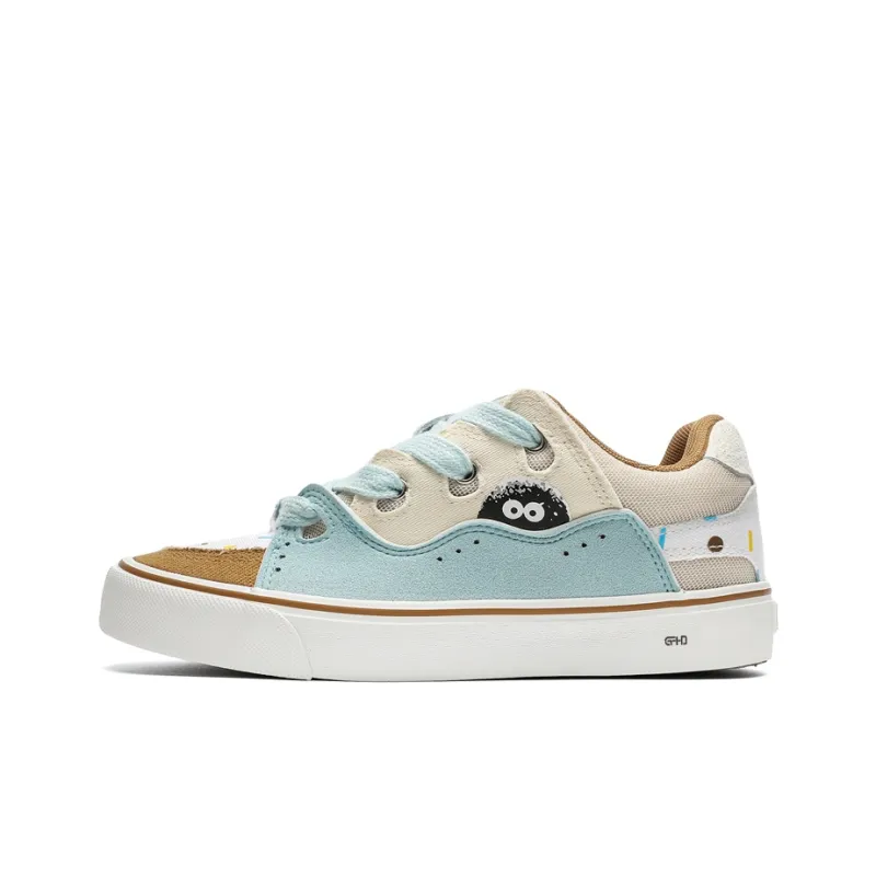 Kung Fu Partners Lightweight And Breathable Low Top Skateboard Shoes Unisex-0