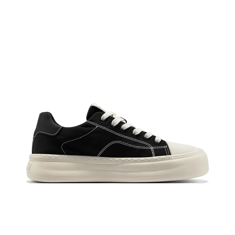 Dance With Wolves Low Top Skateboard Shoes Men's-9