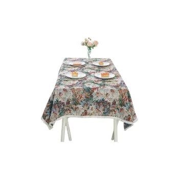 Clean Tablecloths / Table Mats