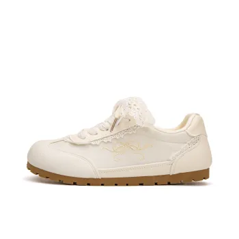 STAE Anti Slip Wear Resistant Low Top Skateboard Shoes Women's
