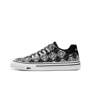 TROADLOP Slip Resistant Shock Absorbers With Abrasion Resistant Properties Low Top Skateboard Shoes Men's