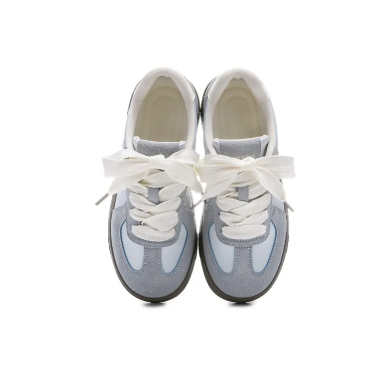 The New Age Family Anti Slip Wear Resistant Low Top Skateboard Shoes Women's Light Blue-2