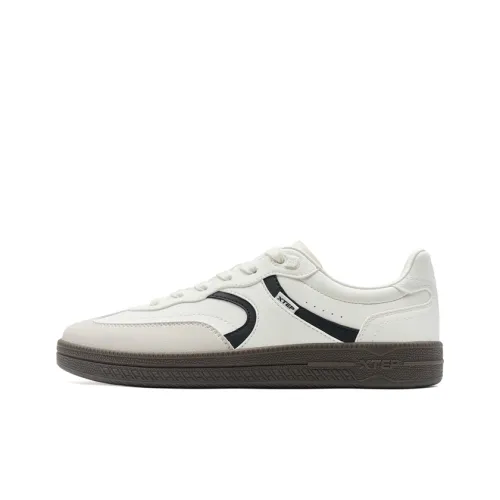XTEP Anti Slip Wear Resistant Low Top Skateboard Shoes Men's Sail White Dove Gray Black