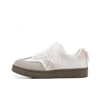 The New Age Family Low Top Skateboard Shoes Women's White Pink