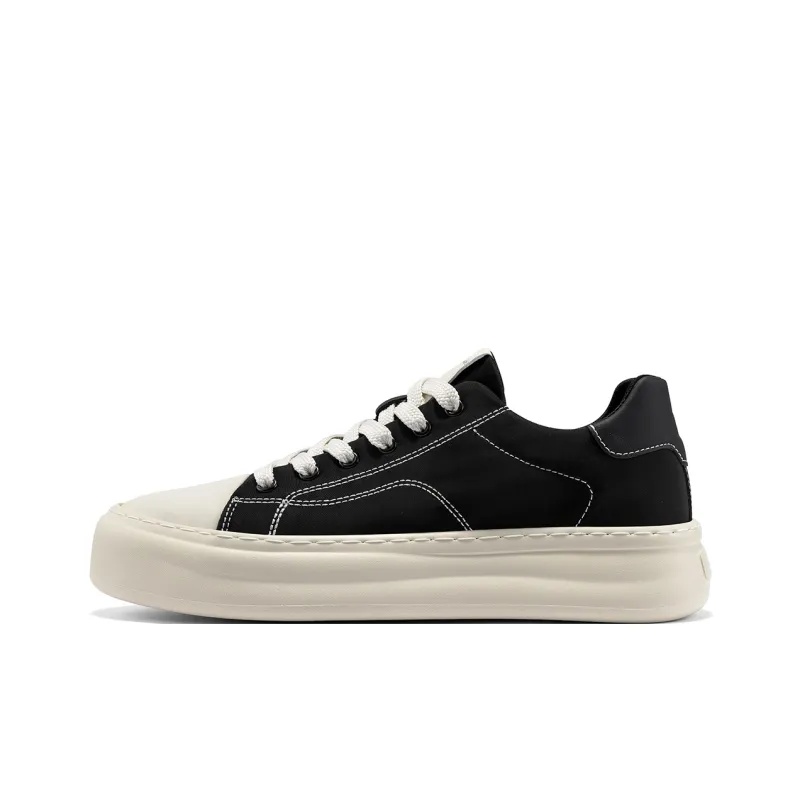 Dance With Wolves Low Top Skateboard Shoes Men's-8