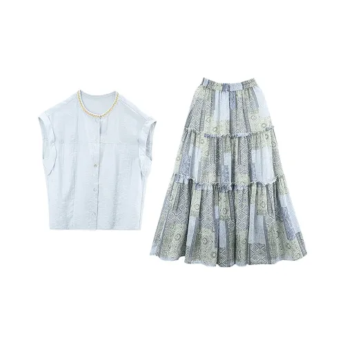 A Paradise For Awakening Skirt Set Women's