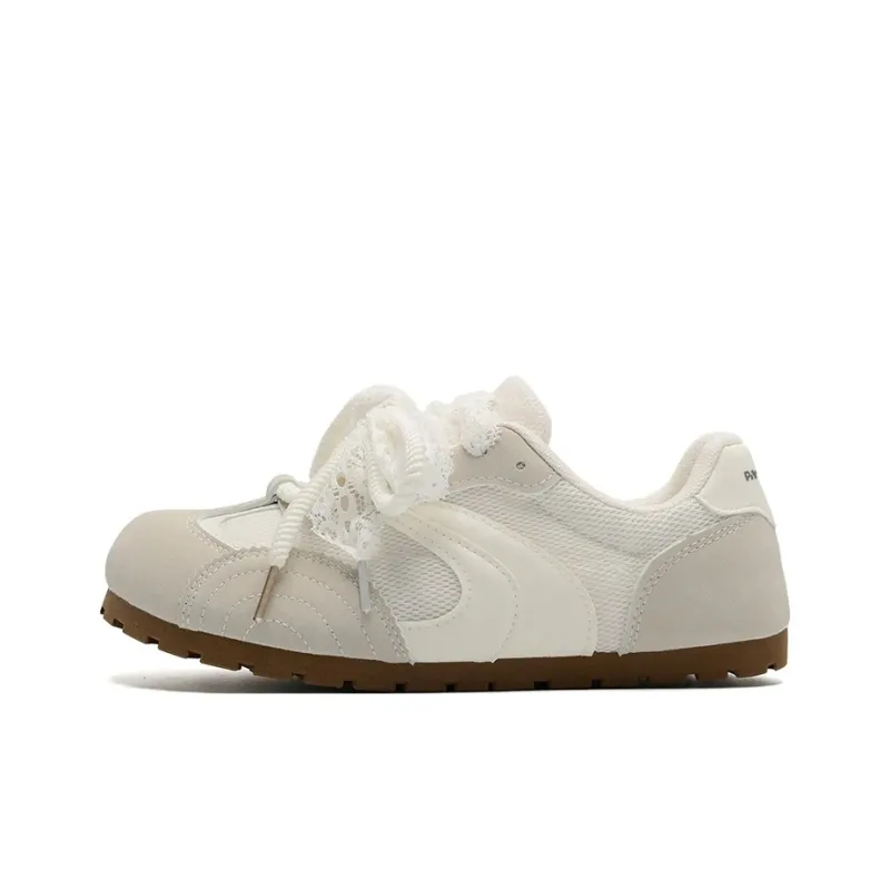 PIYOPIYO Low Top Skateboard Shoes Women's Ecru-0