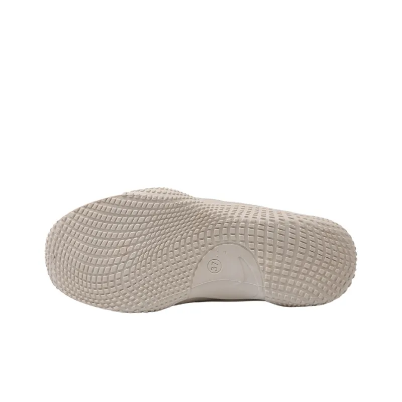 Slazenger Closed Toe Slippers Women's-1