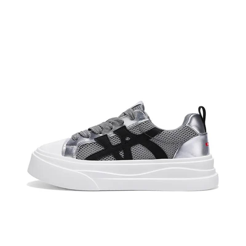 Red Bean Low Top Skateboard Shoes Men's-4