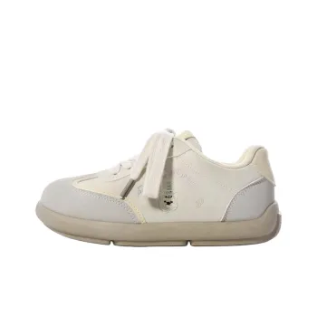 The New Age Family Low Top Skateboard Shoes Women's Beige Yellow
