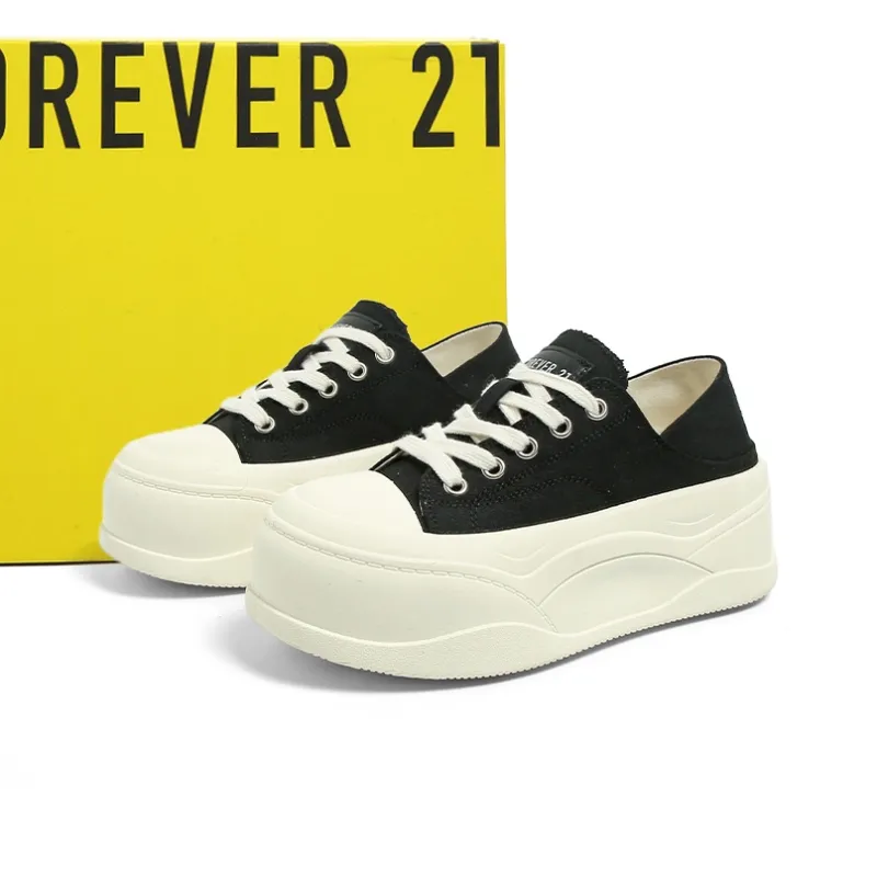 FOREVER 21 Abrasion Resistant Slip Resistant Low Top Canvas Shoes Women's Black-5