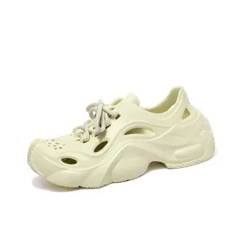 JANE HARLOW Clogs Men