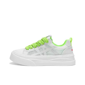 Red Bean Low Top Skateboard Shoes Men's