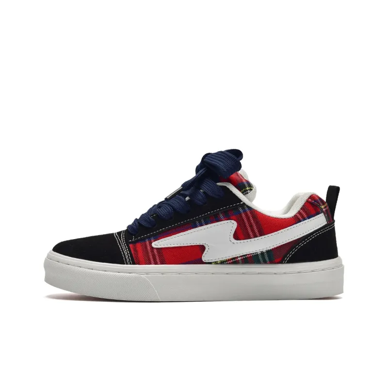 Teddy Bear Collection Slip Resistant, Abrasion Resistant, Lightweight Low Top Skateboard Shoes Unisex-11